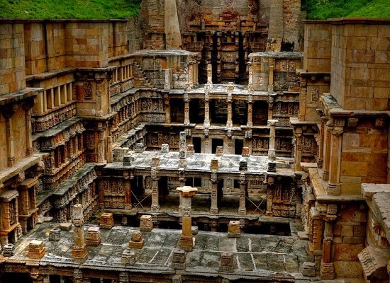 Senior Citizen Gujarat Tour Rani - ki - Vav Architectural Wonder 