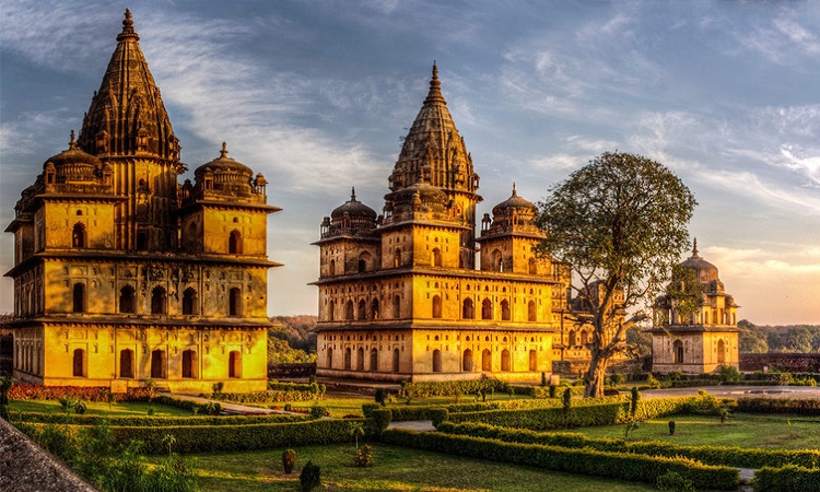 Orchha Senior Citizen Tour