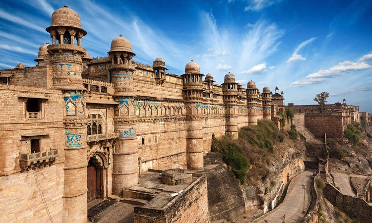 Madhyapradesh Gwalior Senior Citizen Tour